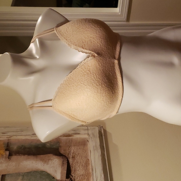 Aerie Bra - Picture 2 of 8